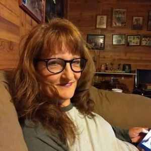 Meet your Posher, Gina